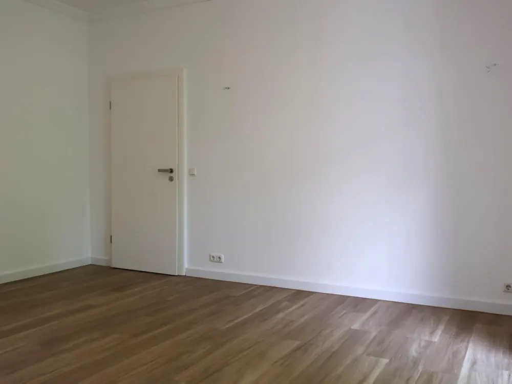 Moderne 105 m² Einliegerwohnung mit Kamin, Einbauküche & Terrasse in Winsen (Luhe)