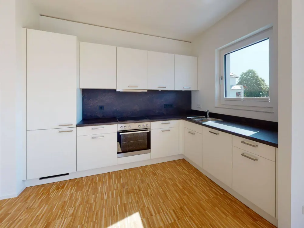 Moderne 3 Zimmer Wohnung mit Balkon im Grünen!