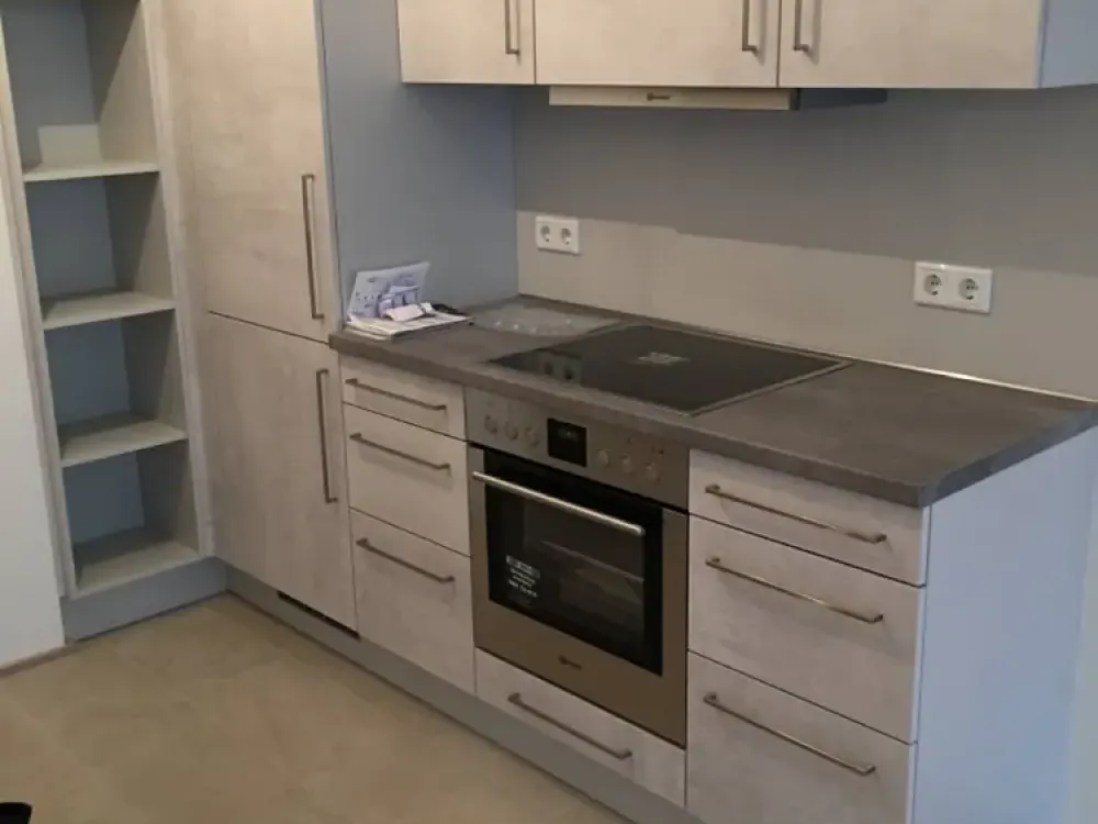 PREMIUM MODERN LIVING AM WASSERTURM: Sun-Drench 2-Room Flat with with TV Tower views (Nachmieter)