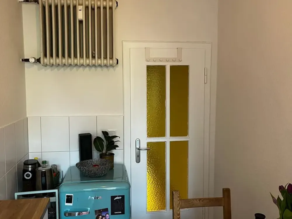 SCH32 - Einziehen und Wohlfühlen - Charmante Wohnung mit Balkon in zentraler Lage