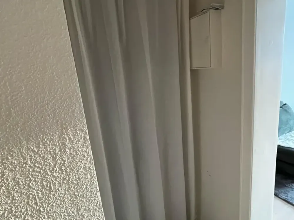 SCH32 - Einziehen und Wohlfühlen - Charmante Wohnung mit Balkon in zentraler Lage