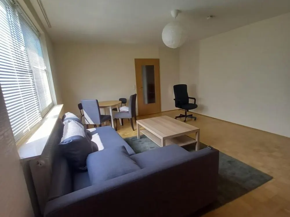 Gemütliche Teilmöblierte 1,5 Zimmer-Wohnung in Erlangen