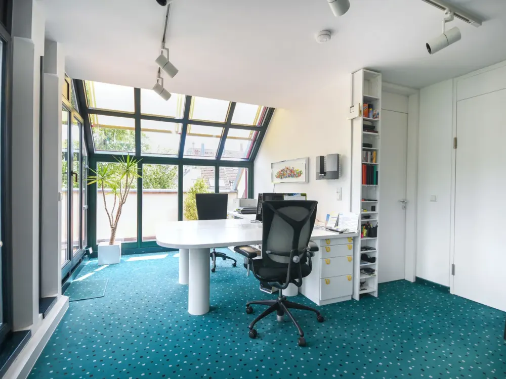 Boutique Apartment with Winter Garden and Roof Terrace