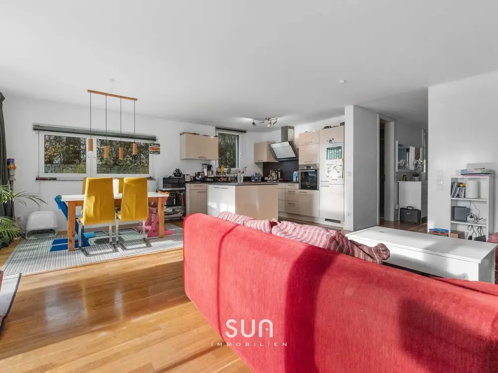 3-Zimmer-Wohnung mit XXL-Terrasse, Tageslichtbad & Einbauküche
