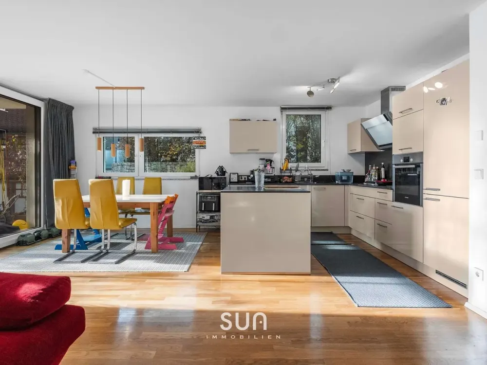 3-Zimmer-Wohnung mit XXL-Terrasse, Tageslichtbad & Einbauküche