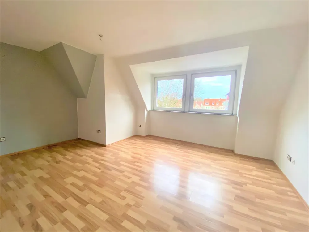 🏡 Helle 3,5-Zimmer-Dachgeschosswohnung mit Gartenmitbenutzung in Dortmund-Bövinghausen
