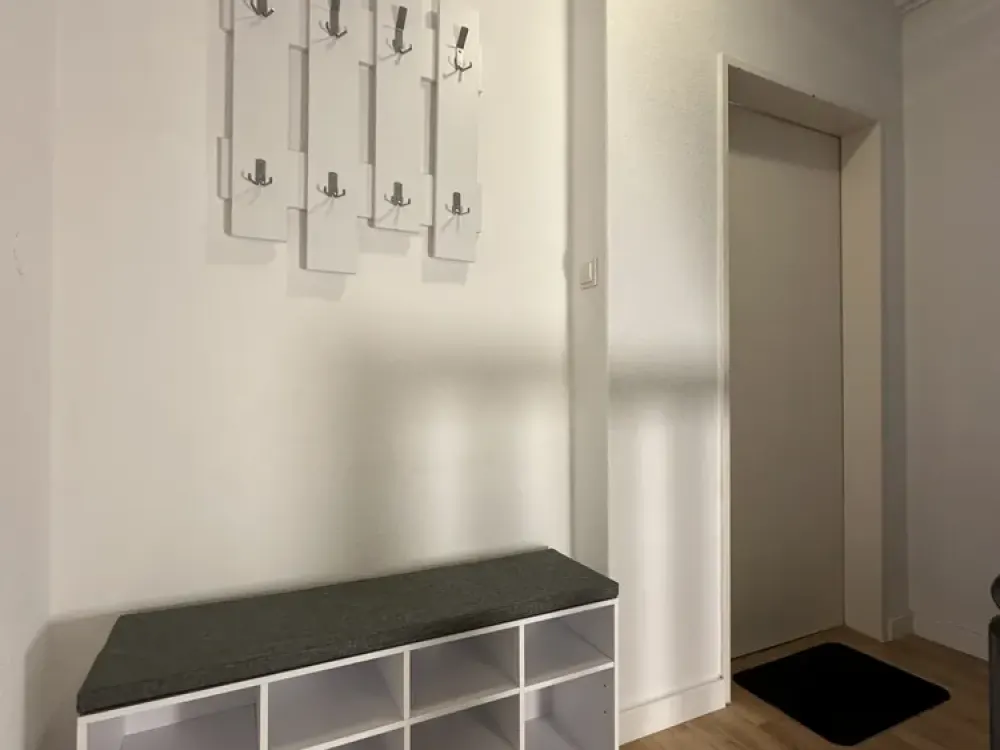 Modernized 1-Room Apartment with Modern Bathroom for Single Household