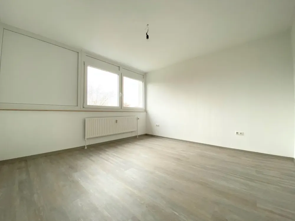 FRISCH renovierte Erdgeschoss Wohnung mit Dusche