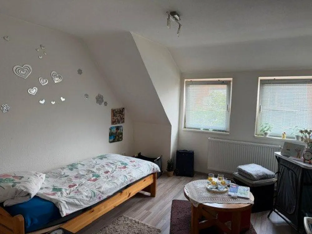 Hell & Großzügig: 3-Zimmer-Wohnung mit Einbauküche in Bremen-Find