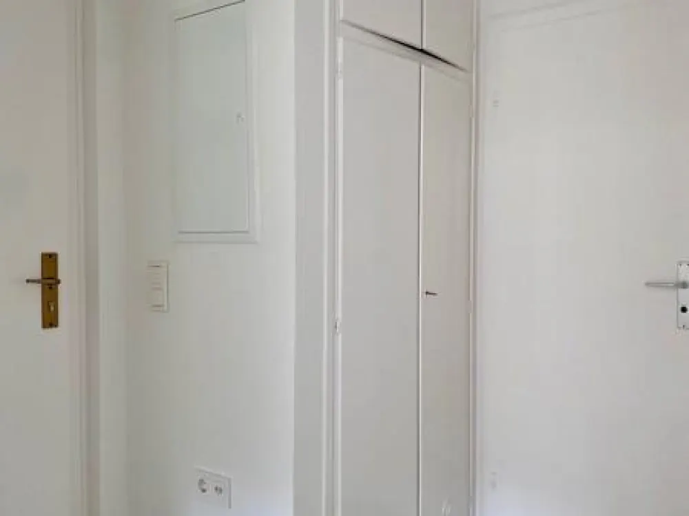 Kurzfristige Anmietung möglich - 2-Zimmer-Wohnung mit Tageslichtbad und Balkon