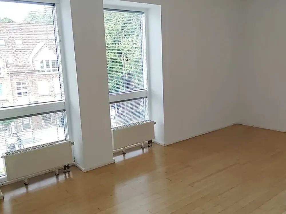 Wunderschöne 5 Zimmer Wohnung mit 2 Balkonen