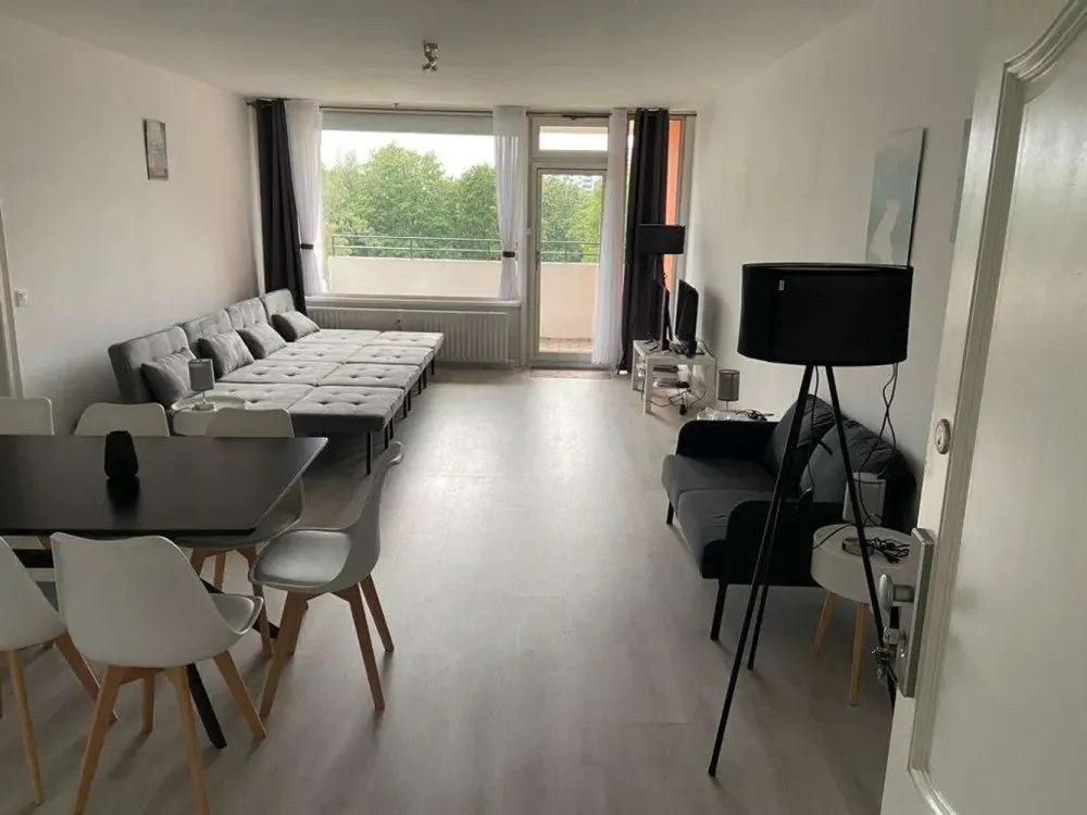 Moderne 2-Zimmer-Wohnung mit Balkon und TG-Stellplatz in Ratingen