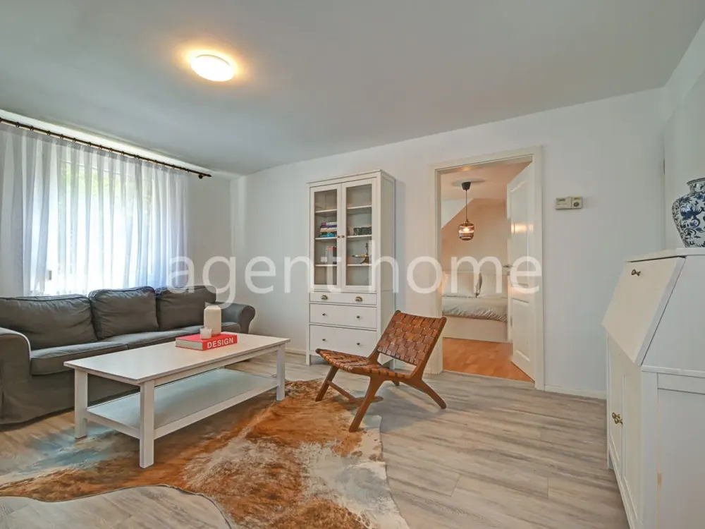 MÖBLIERT - EIN GUTER START - 3 Zimmer beim Römerkastell
