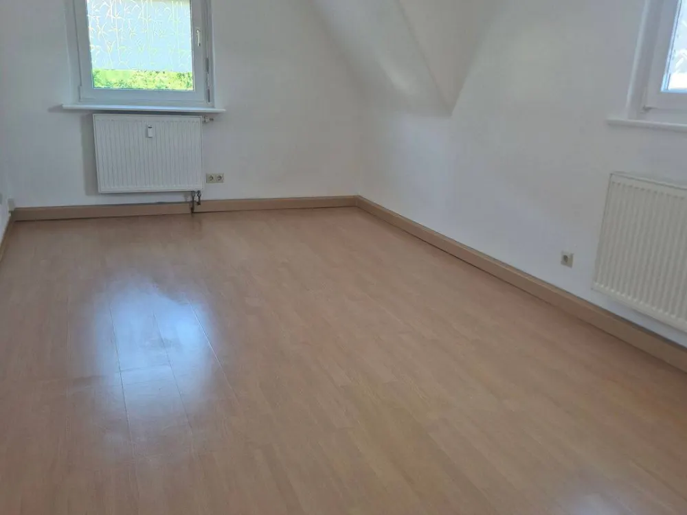 Großzügige 4‑Zimmer‑Wohnung mit 102 m² in Stuttgart‑Bad Cannstatt