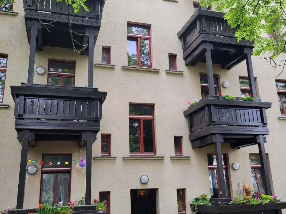 Attraktive Wohnung im Altbaucharakter. Bezugsfrei ab dem 01.08.2026