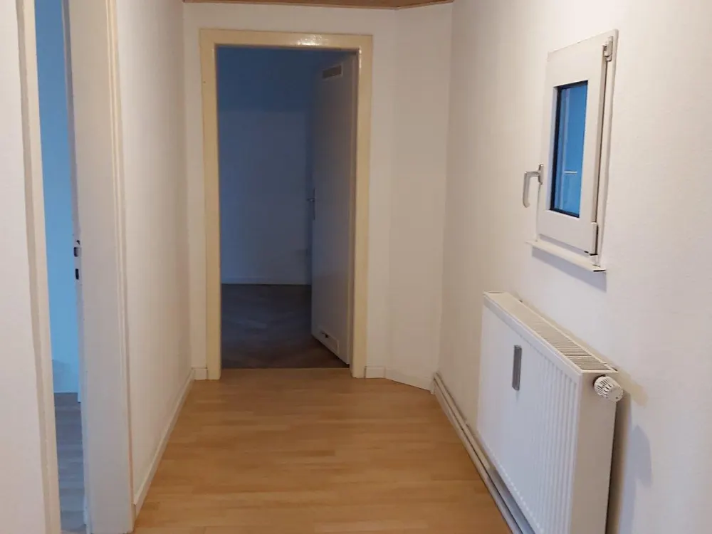 große 2-3-Zimmerwohnung