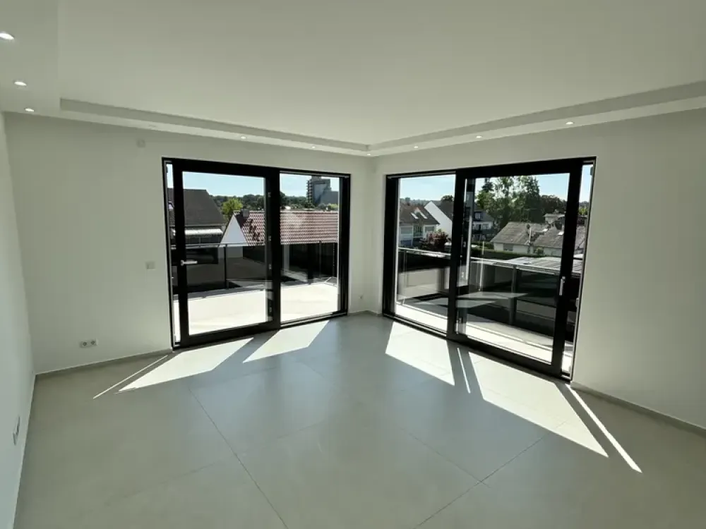 Exklusive Neubau-Penthousewohnung mit weitläufiger Terrasse und besonderem Ausblick