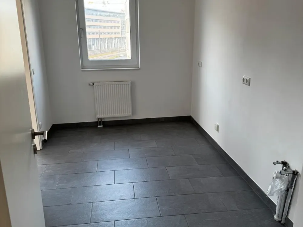 Successor Tenant for 3-Room Apartment in the City Center of Rostock