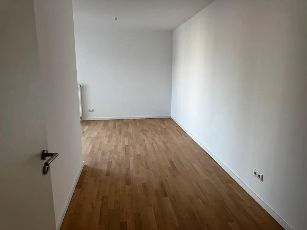 Successor Tenant for 3-Room Apartment in the City Center of Rostock