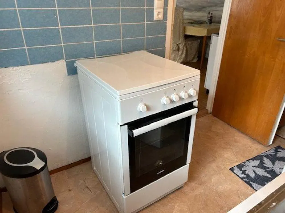 2 Zi Wohnung; hell, möbliert, U-Kaltental, Uni, City; 01.11.26