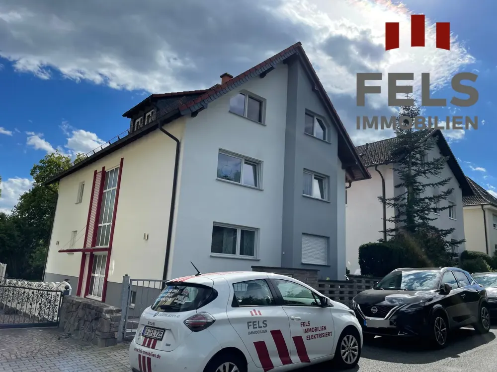 Hochwertige DG-Wohnung( max. 3 Personen) in Dietzenbach-Steinberg
