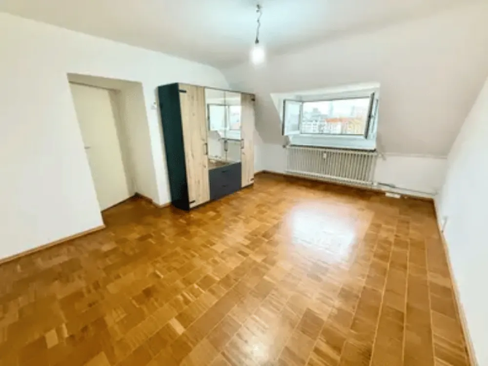 2,5-Zimmerwohnung mit Skylineblick in Frankfurt- Sachsenhausen