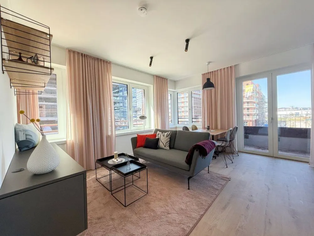 Stilvoll möblierte 2-Zimmerwohnung mit Blick auf den Baakenhafen - Wentzel Dr.