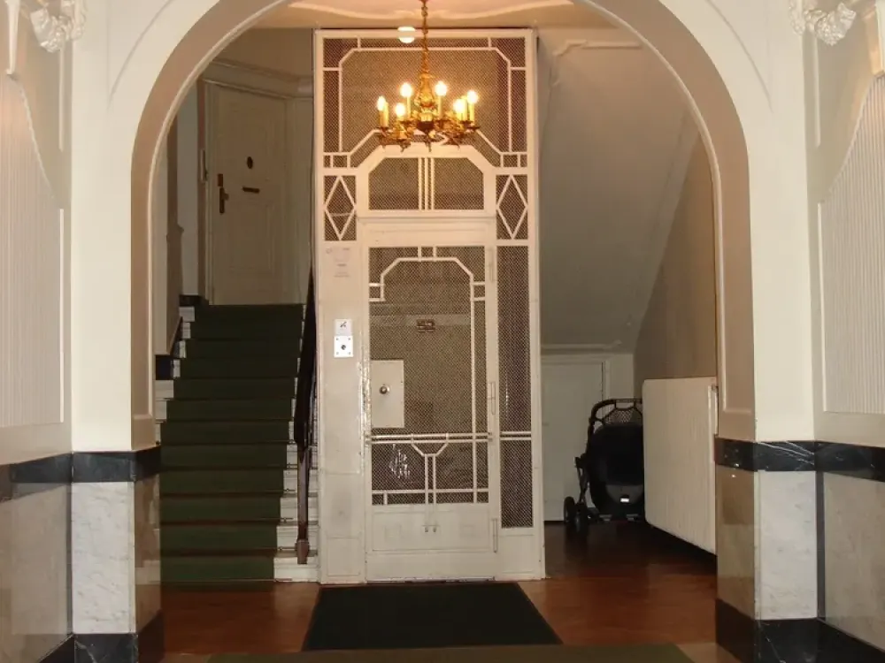 1 Zimmer-Wohnung am Fürstenplatz EG