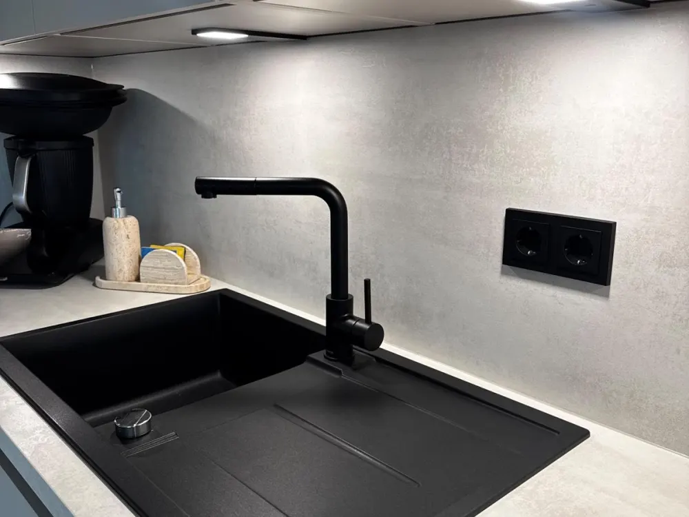 Neubau: 3-Zimmer Wohnung mit großer Dachterrasse zu vermieten