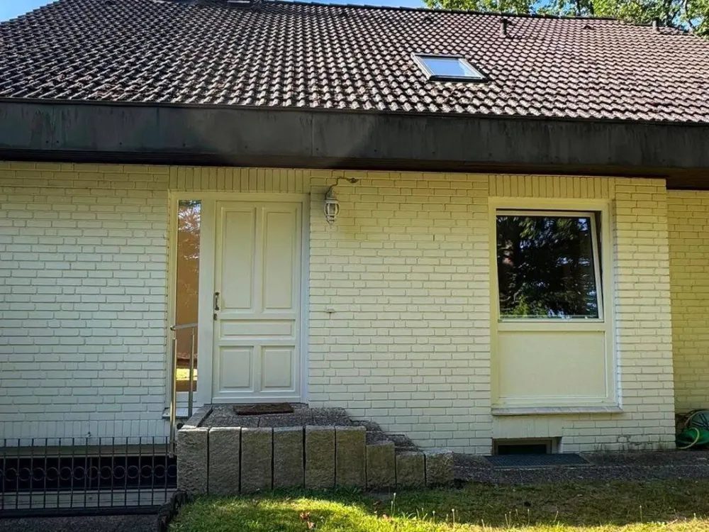 Frisch renovierte Einliegerwohnung mit ca. 92 m² Gesamtfläche, 2 Bädern & neuer Einbauküche