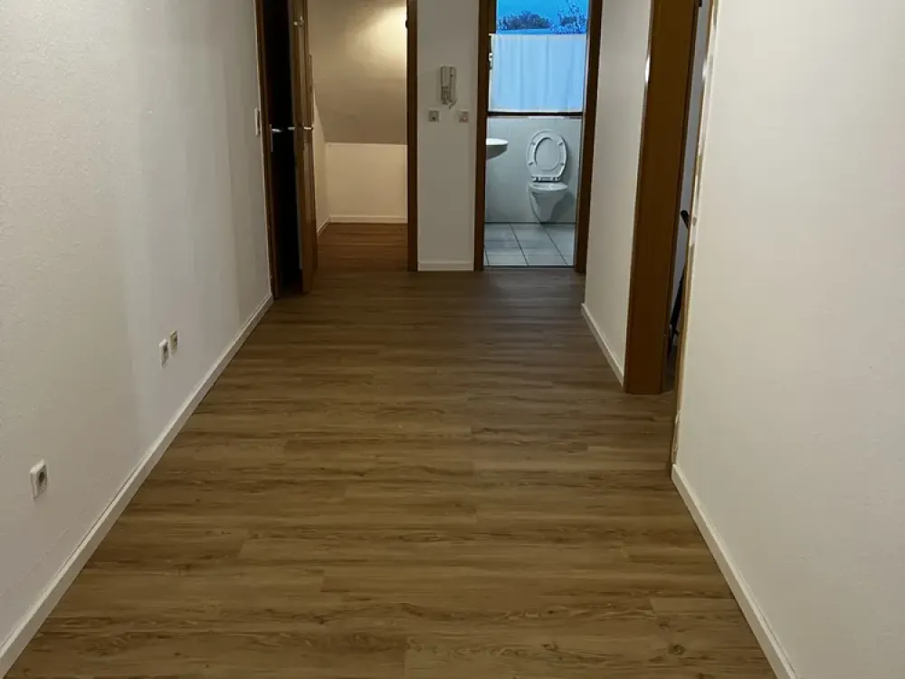 شقة علوية عصرية 2.5 غرفة في KS Niederzwehren