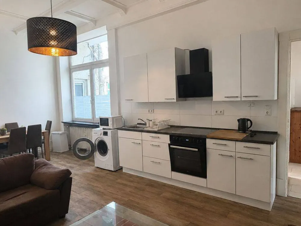 Stilvolle 6-Zimmerwohnung in zentraler Lage von Bremen-Neustadt