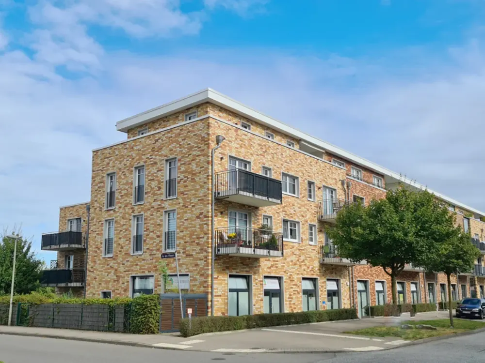 Schön geschnittene 2-Zimmer-Wohnung mit Loggia