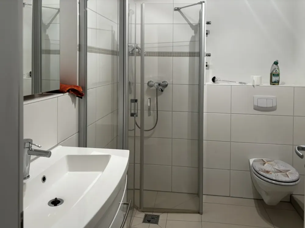 Schön geschnittene 2-Zimmer-Wohnung mit Loggia