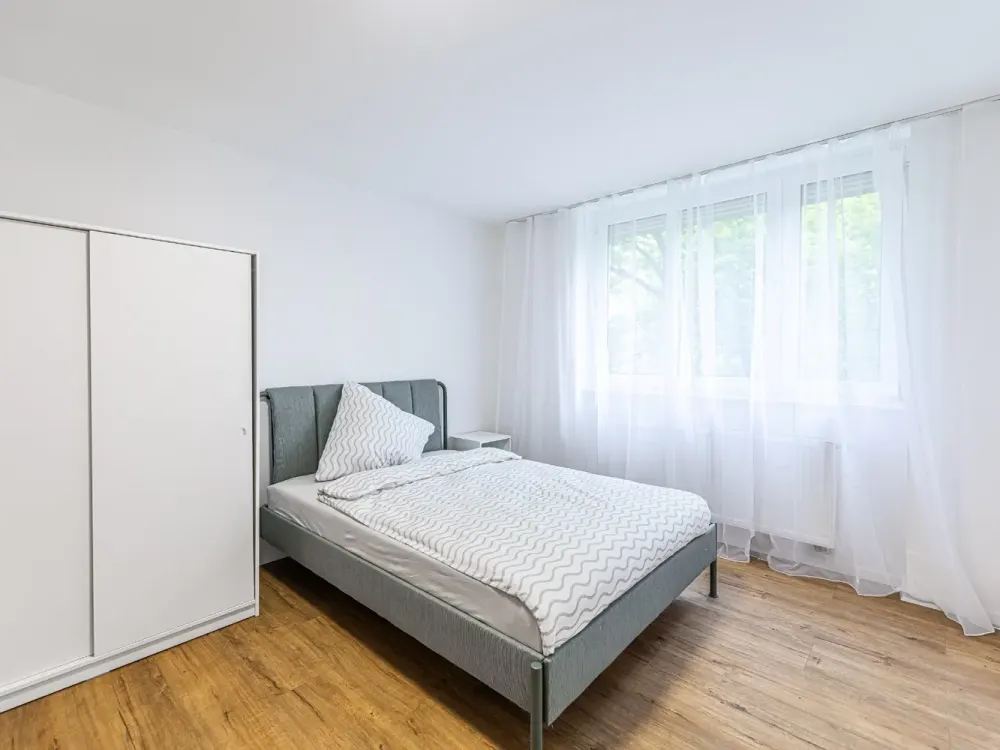 Möbliertes WG Zimmer in modernisierter Wohnung in Nürnberg