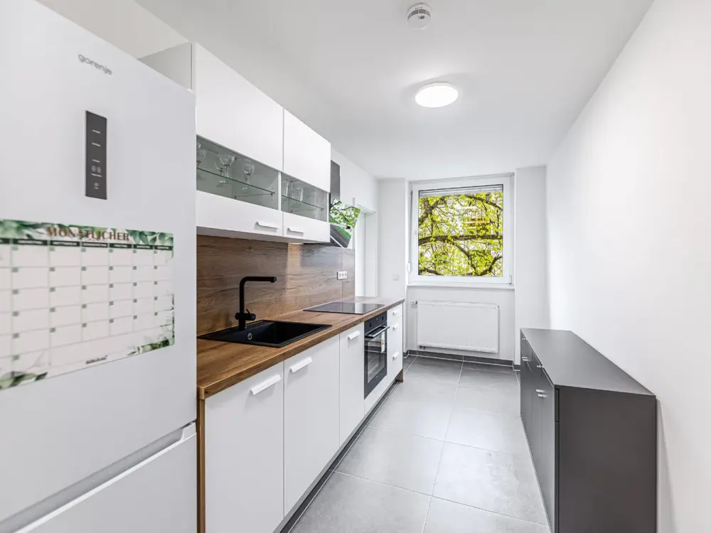 Möbliertes WG Zimmer in modernisierter Wohnung in Nürnberg