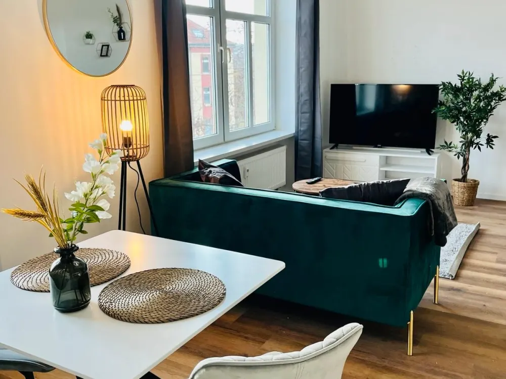 High-quality Renovated & Furnished Studio Near the Old Town