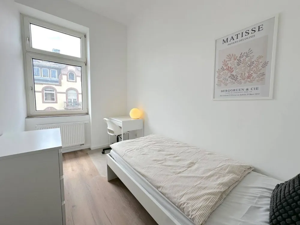 Mitbewohnerin gesucht - Frauen WG mitten in Frankfurt ??