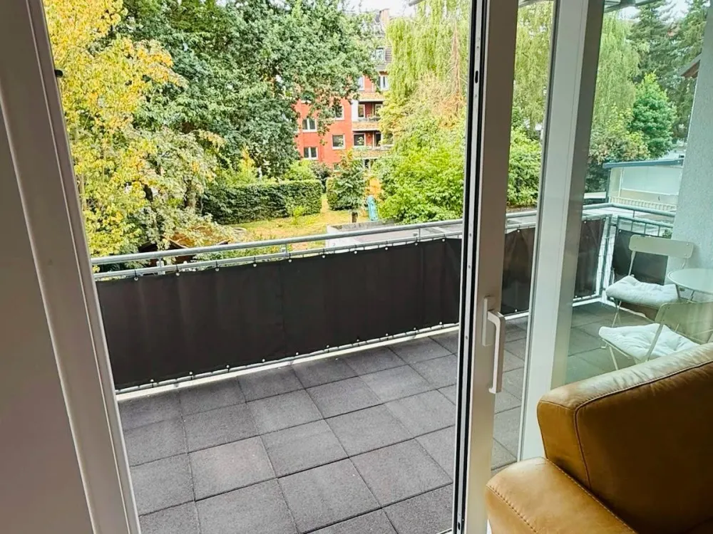 Moderne helle Wohnung mit EBK und Garage in ruhiger Lage