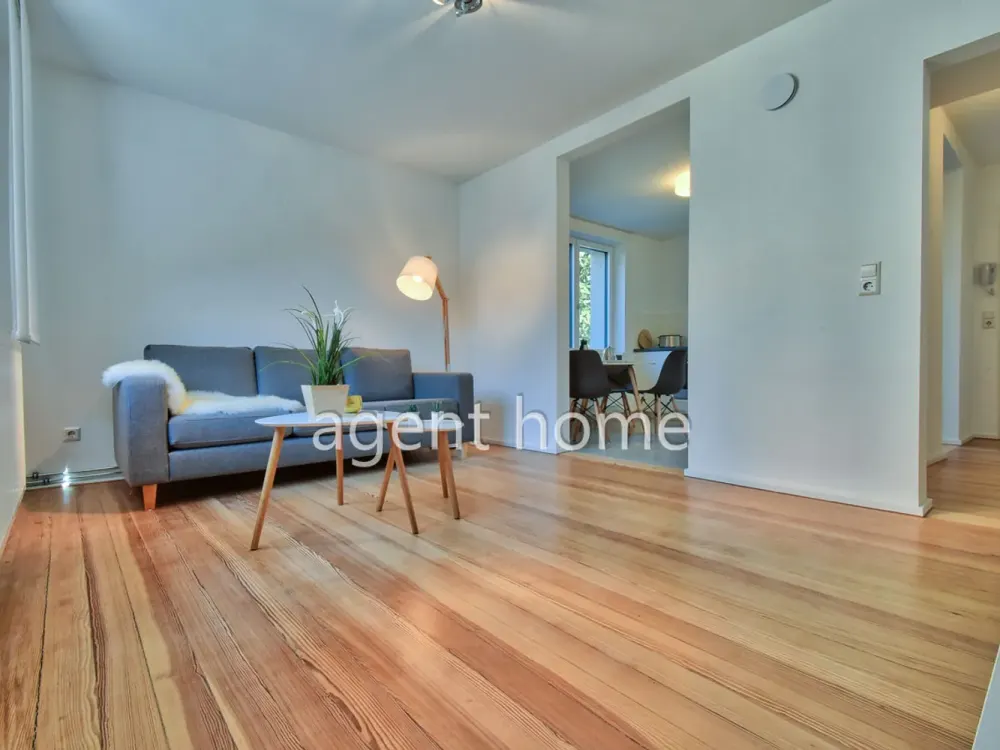 FURNISHED - MODERN and QUIETLY LOCATED - Beautiful Apartment near Leonberg Old Town