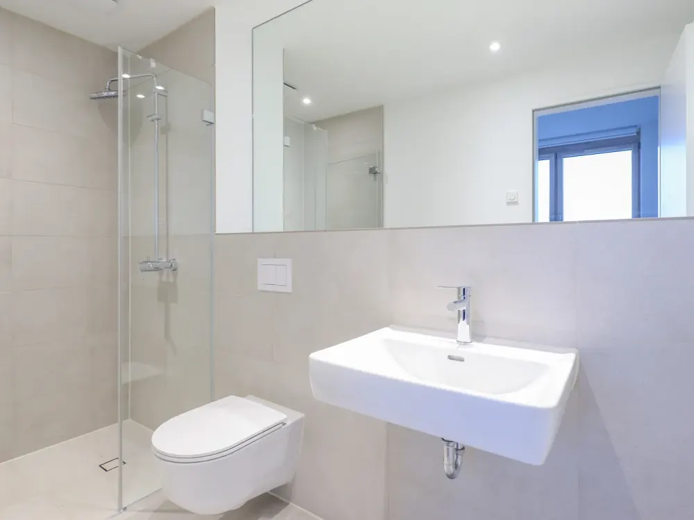 NEUBAU - 2 Zimmer-Wohnung mit Balkon, Einbauküche und Duschbad