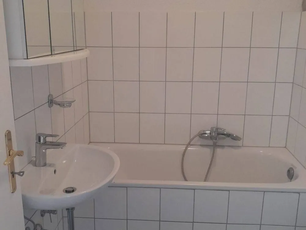 Schöne helle 1- ZimmerWohnung in Frankfurt Niederursel