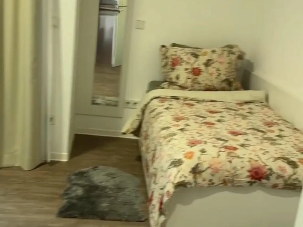 1-Zimmer-Studio zur Zwischenmiete (Sep-Nov)-Verlängerung möglich