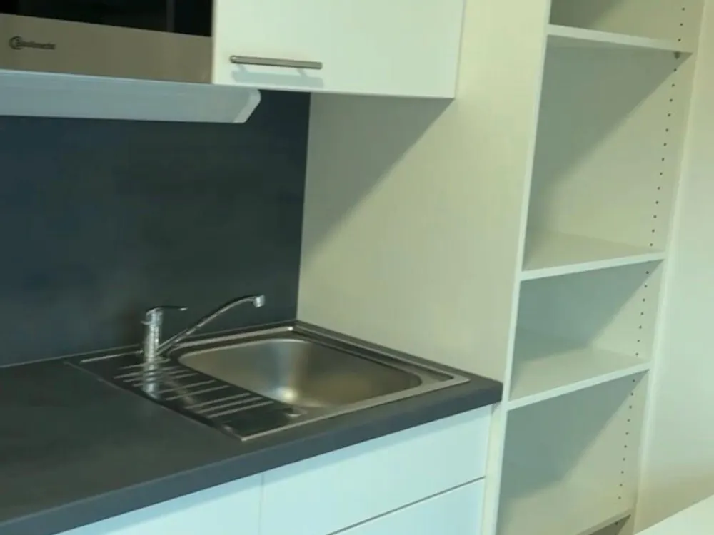 1-Zimmer-Studio zur Zwischenmiete (Sep-Nov)-Verlängerung möglich