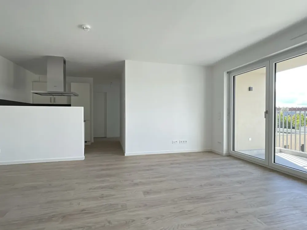 Moderne Etagenwohnung zur Miete mit Balkon in Dresden Neustadt - Wentzel Dr.