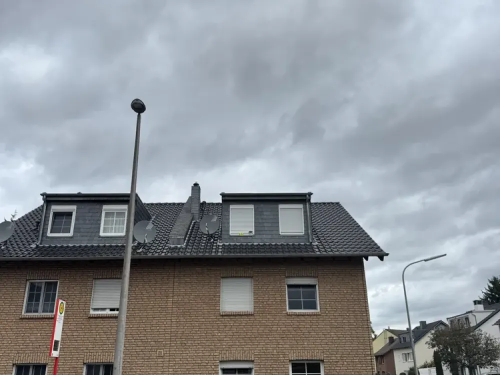 Frisch renovierte 2 Zimmern Wohnung in Wesseling zwischen Köln & Bonn