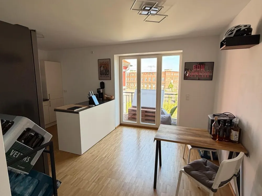 Große Dreiraumwohnung mit EBK sucht Nachmieter