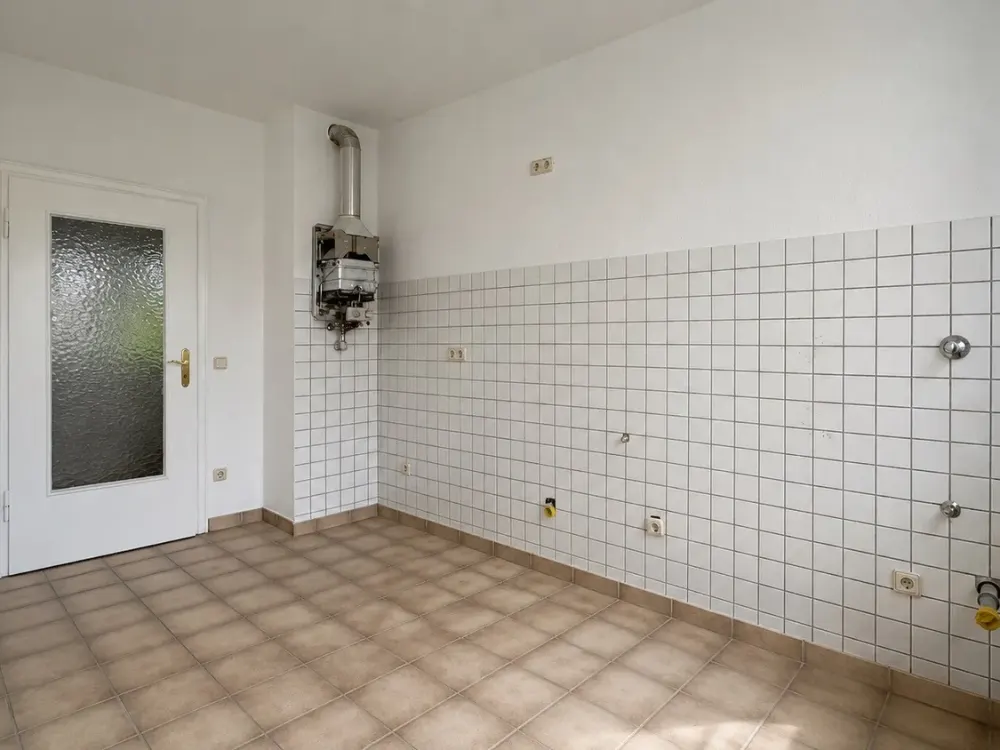 SANIERTE 2-ZIMMERWOHNUNG IN DER STADTMITTE ZU MIETEN!