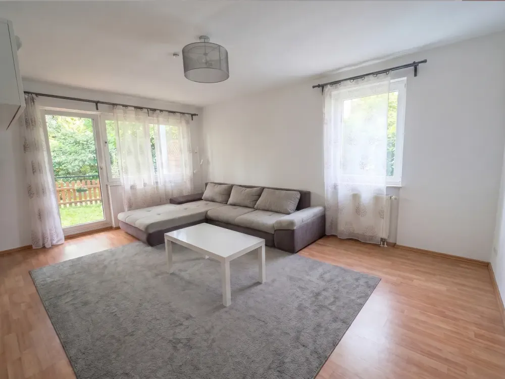 Möblierte Wohnung in Teltow, Nuthestraße 2a, ca. 78,85 m², mit Terrasse und Stellplatz
