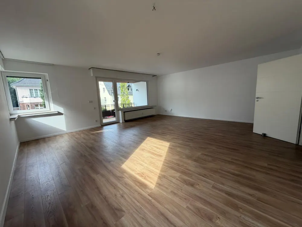 Renovierte zwei Zimmer Wohnung im Oberen Wehringhausen